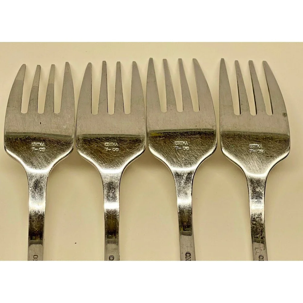 Oneida Silver Emma Mirror Stainless Steel Flatware set of 4-7